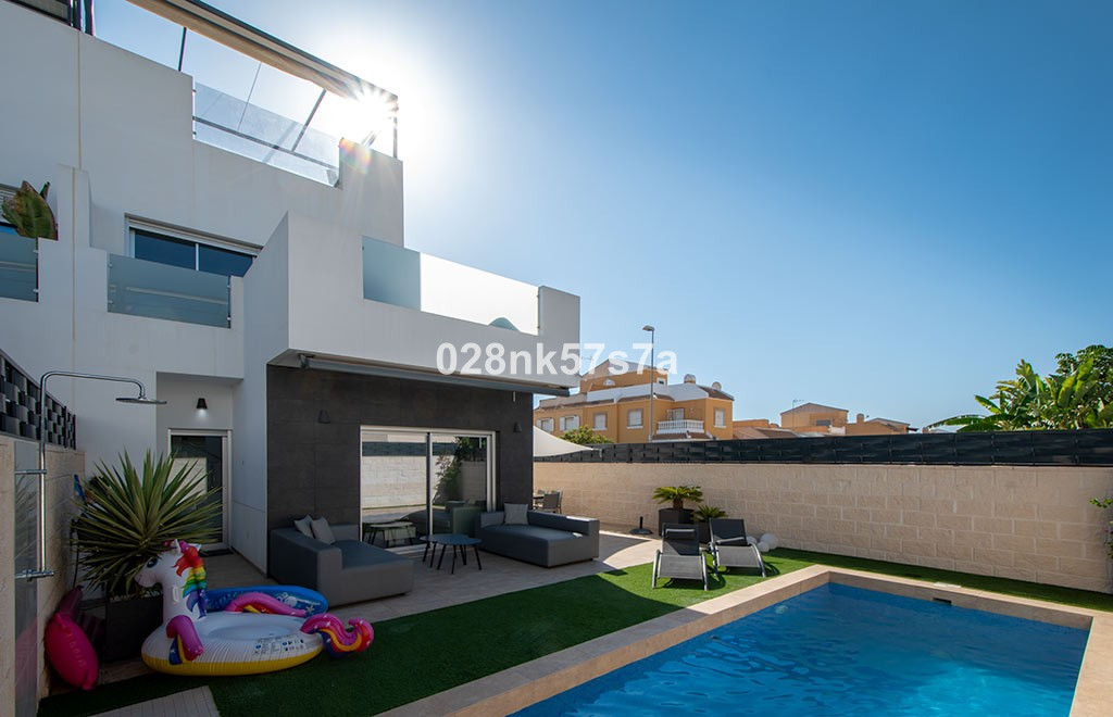 3 Bed Townhouse for sale in Ciudad Quesada Costa Blanca, Alicante, Spain
