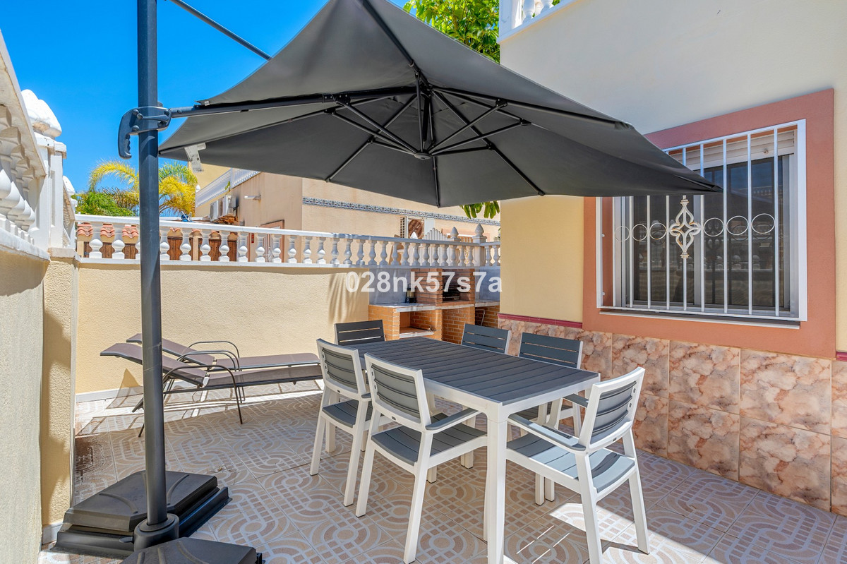 Se vende Adosada de 3 dormitorios en Costa Blanca, Alicante, España