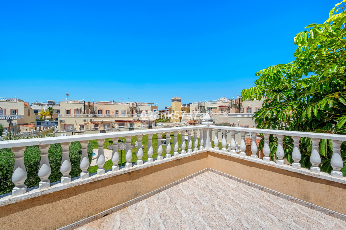 Se vende Adosada de 3 dormitorios en Costa Blanca, Alicante, España