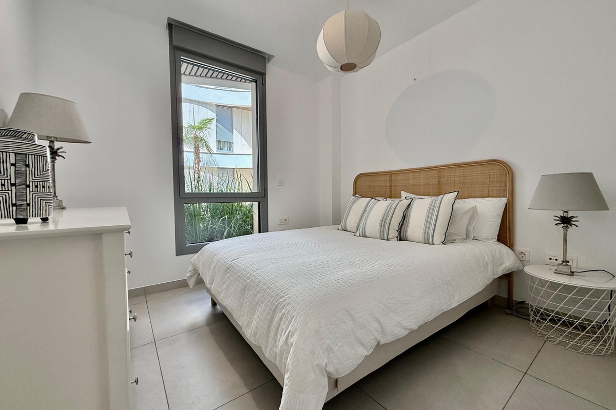 2 Bed Apartment for sale in Elviria Costa Del Sol, Málaga, Spain