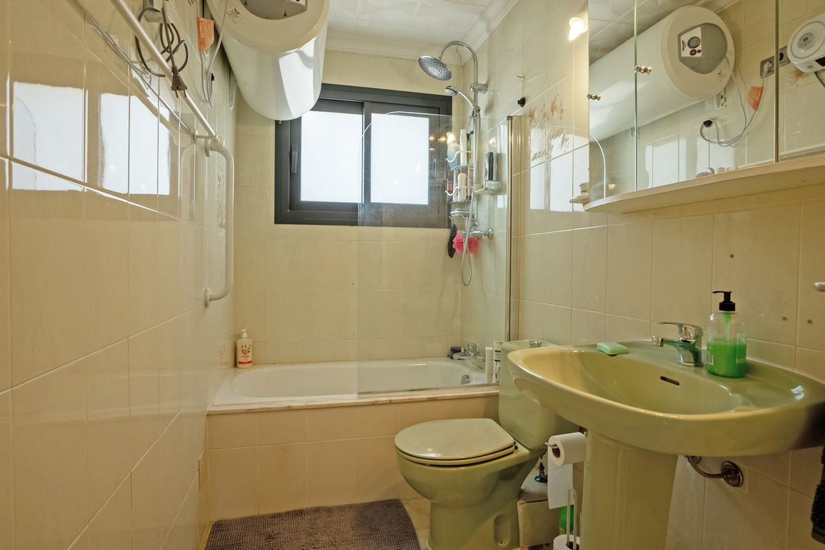 6 Bed Townhouse for sale in Mijas Costa Costa Del Sol, Málaga, Spain