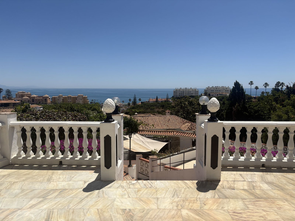 6 Bed Townhouse for sale in Mijas Costa Costa Del Sol, Málaga, Spain