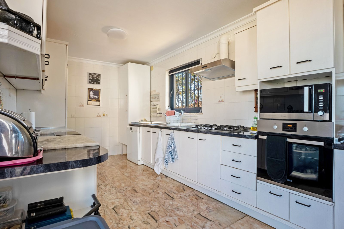 6 Bed Townhouse for sale in Mijas Costa Costa Del Sol, Málaga, Spain