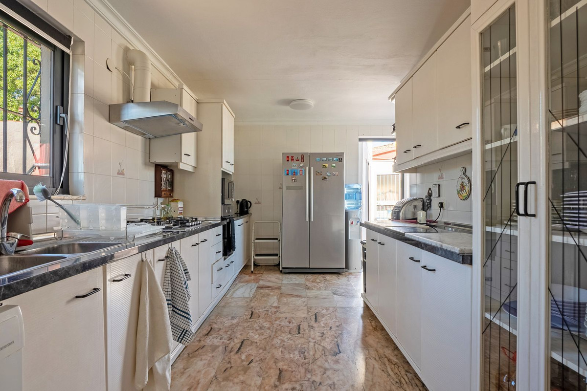 6 Bed Townhouse for sale in Mijas Costa Costa Del Sol, Málaga, Spain