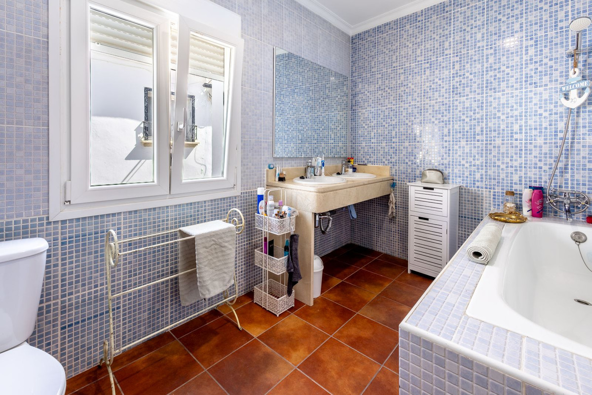 Se vende Adosada de 4 dormitorios en Costa Del Sol, Málaga, España