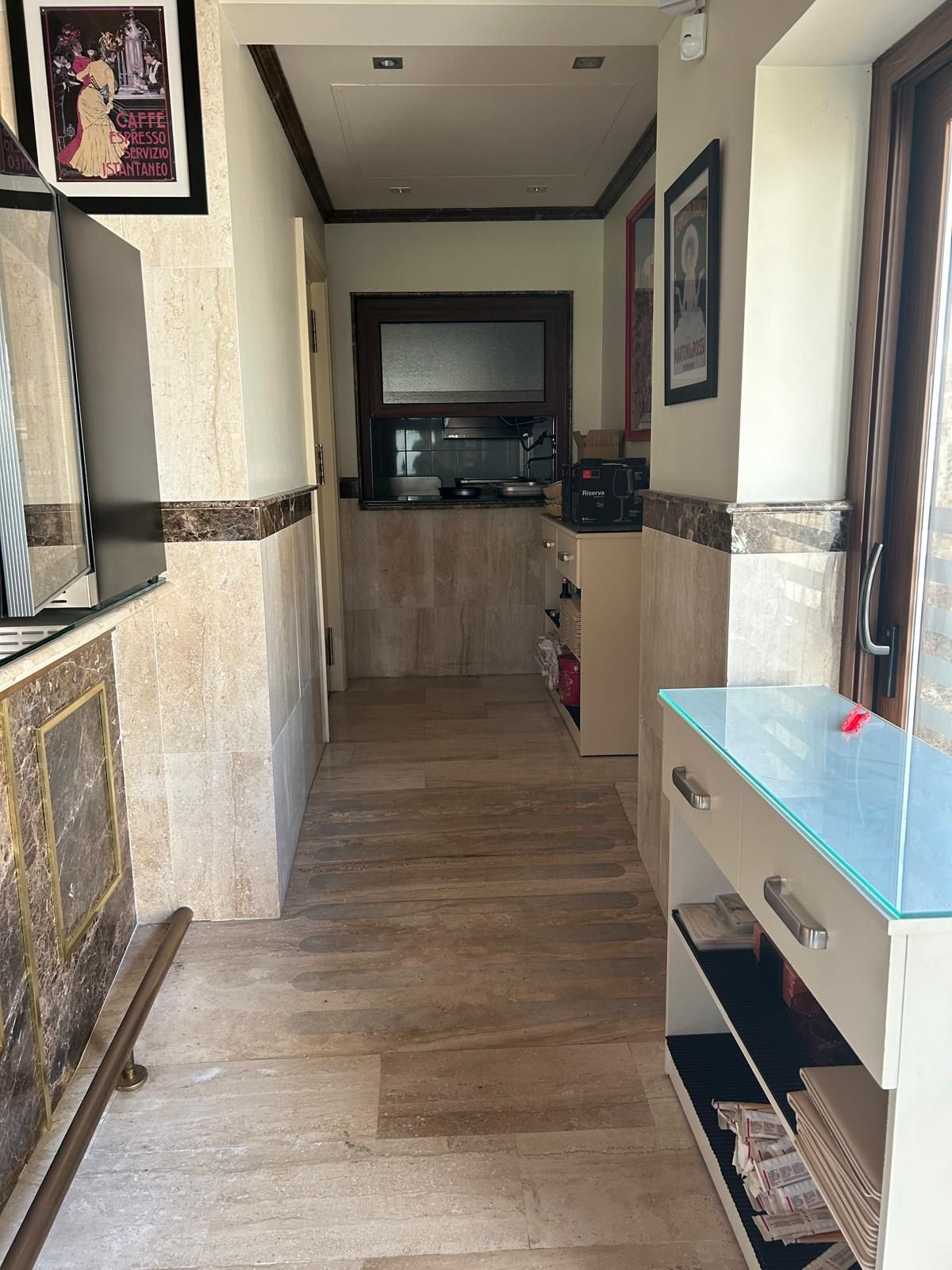 7 Bed Commercial unit for sale in El Paraiso Costa Del Sol, Málaga, Spain