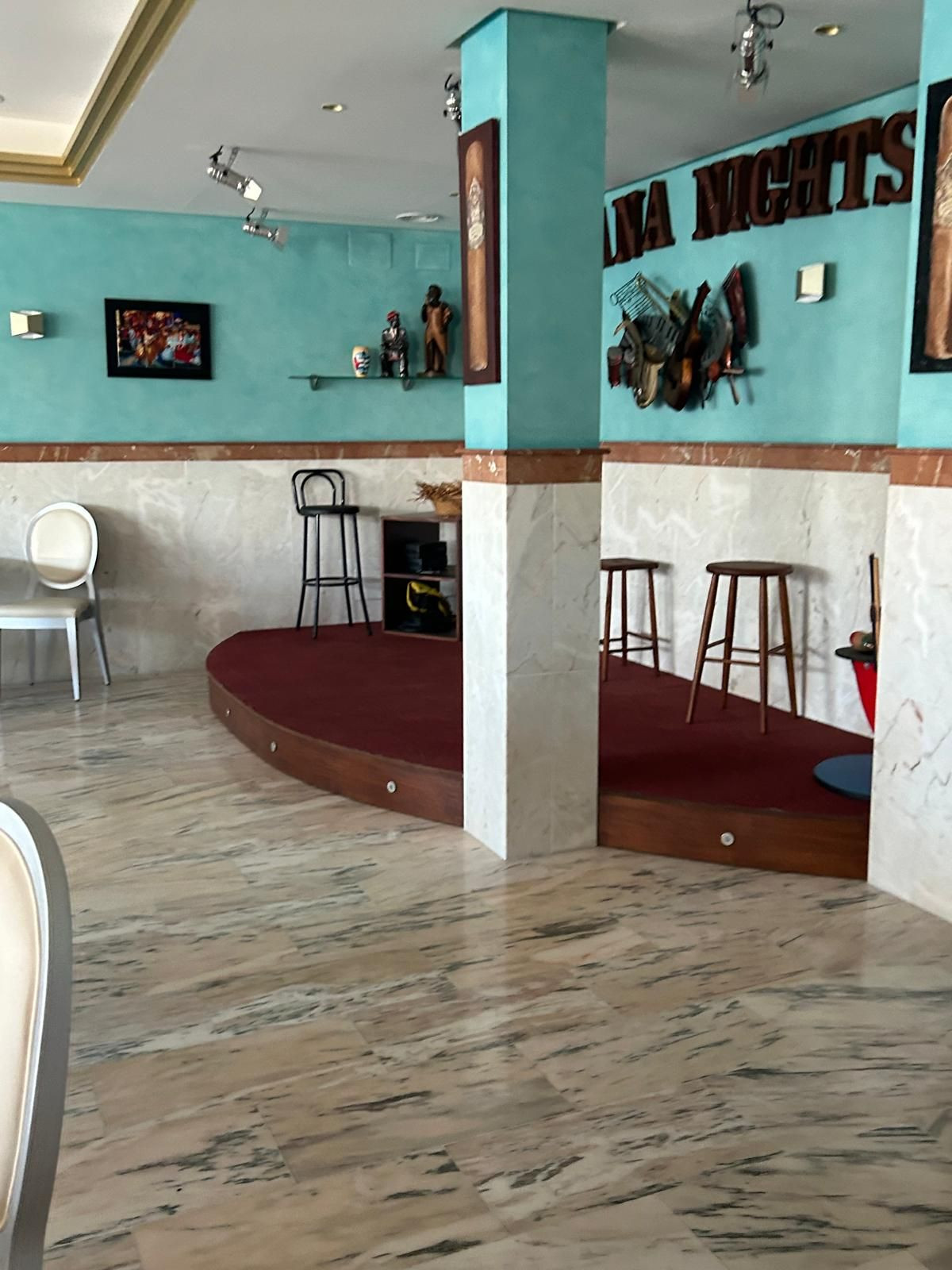 7 Bed Commercial unit for sale in El Paraiso Costa Del Sol, Málaga, Spain