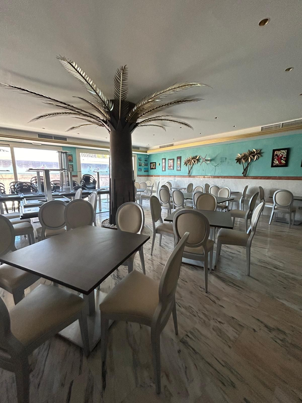 7 Bed Commercial unit for sale in El Paraiso Costa Del Sol, Málaga, Spain