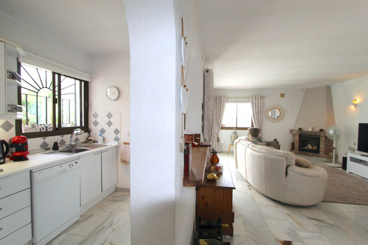 4 Bed Townhouse for sale in Benalmadena Costa Del Sol, Málaga, Spain