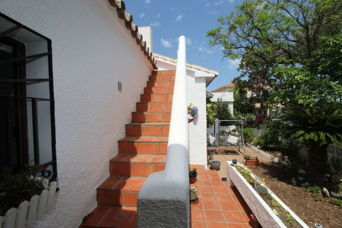 4 Bed Townhouse for sale in Benalmadena Costa Del Sol, Málaga, Spain