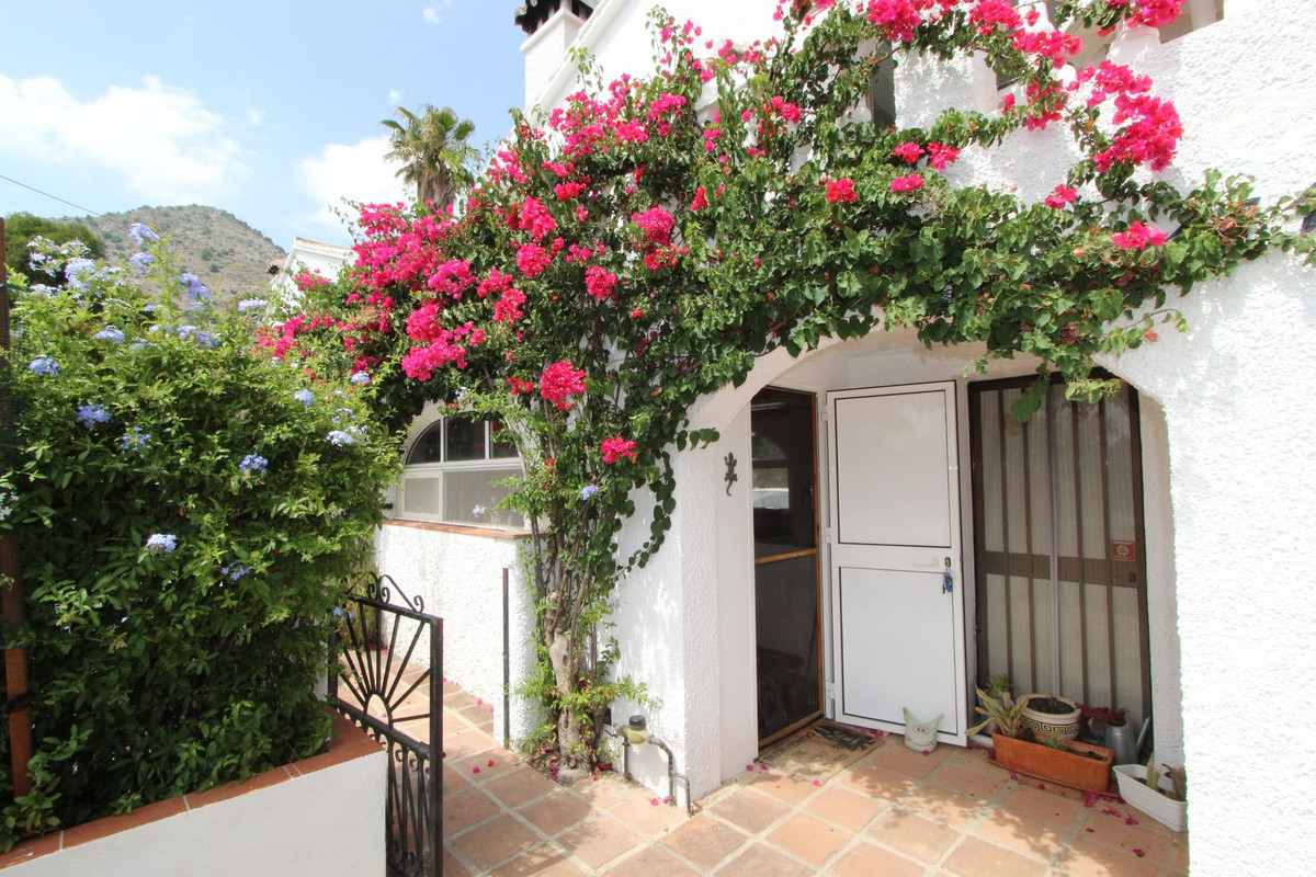 4 Bed Townhouse for sale in Benalmadena Costa Del Sol, Málaga, Spain