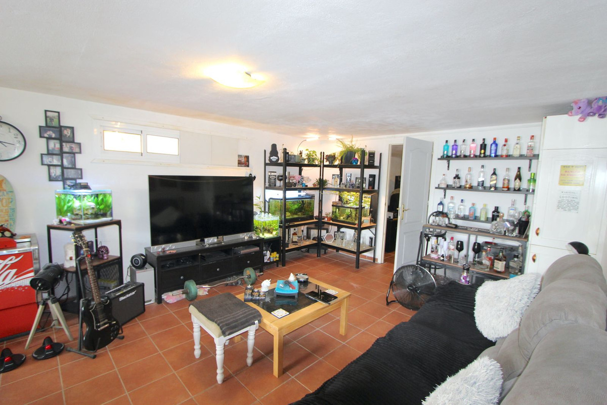 4 Bed Townhouse for sale in Benalmadena Costa Del Sol, Málaga, Spain