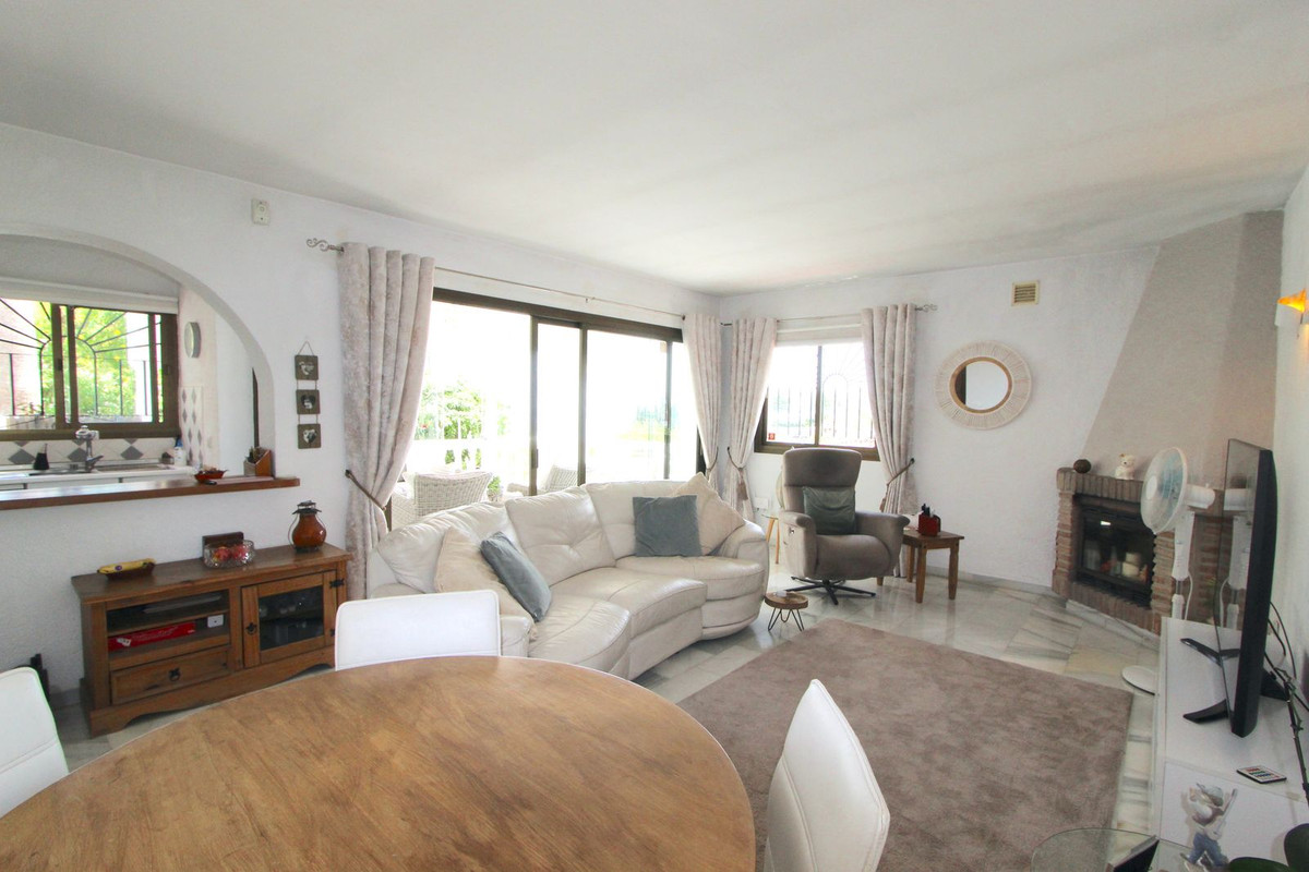 4 Bed Townhouse for sale in Benalmadena Costa Del Sol, Málaga, Spain