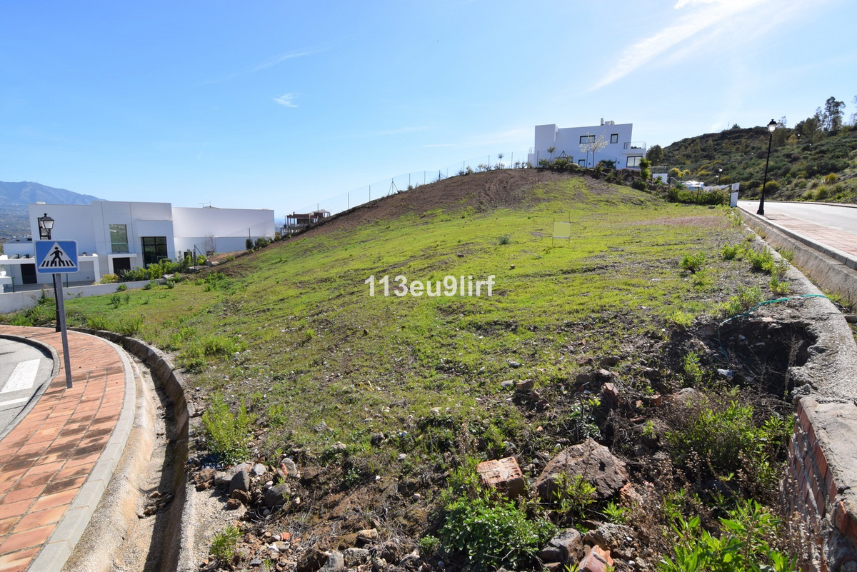 Se vende Terreno Urbano  en Costa Del Sol, Málaga, España