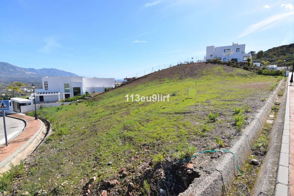 Se vende Terreno Urbano  en Costa Del Sol, Málaga, España