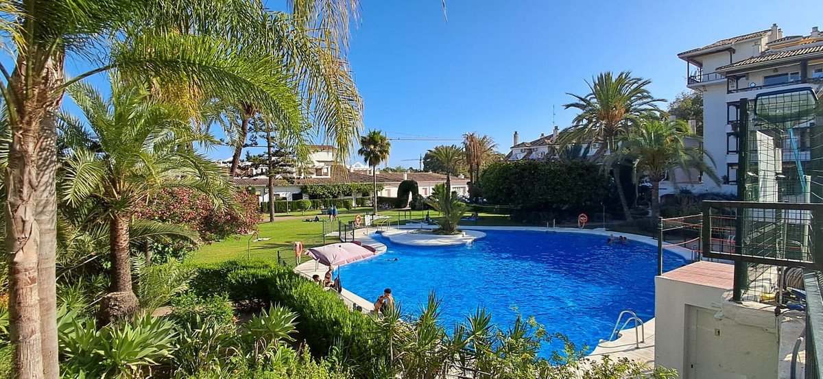 Se vende Apartamento Planta Media de 1 dormitorios en Costa Del Sol, Málaga, España