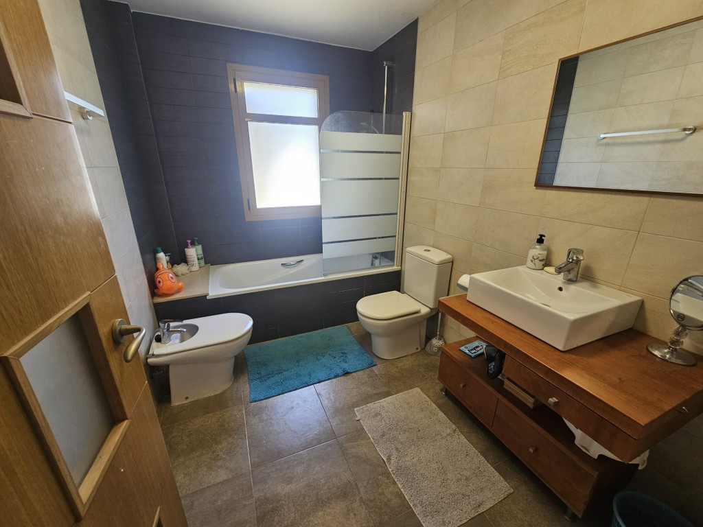 Se vende Villa - Chalet de 3 dormitorios en Costa Blanca, Alicante, España