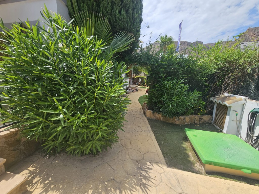 Se vende Villa - Chalet de 3 dormitorios en Costa Blanca, Alicante, España