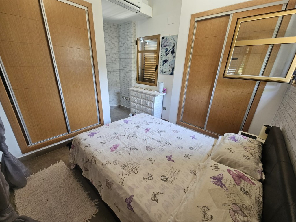 Se vende Villa - Chalet de 3 dormitorios en Costa Blanca, Alicante, España