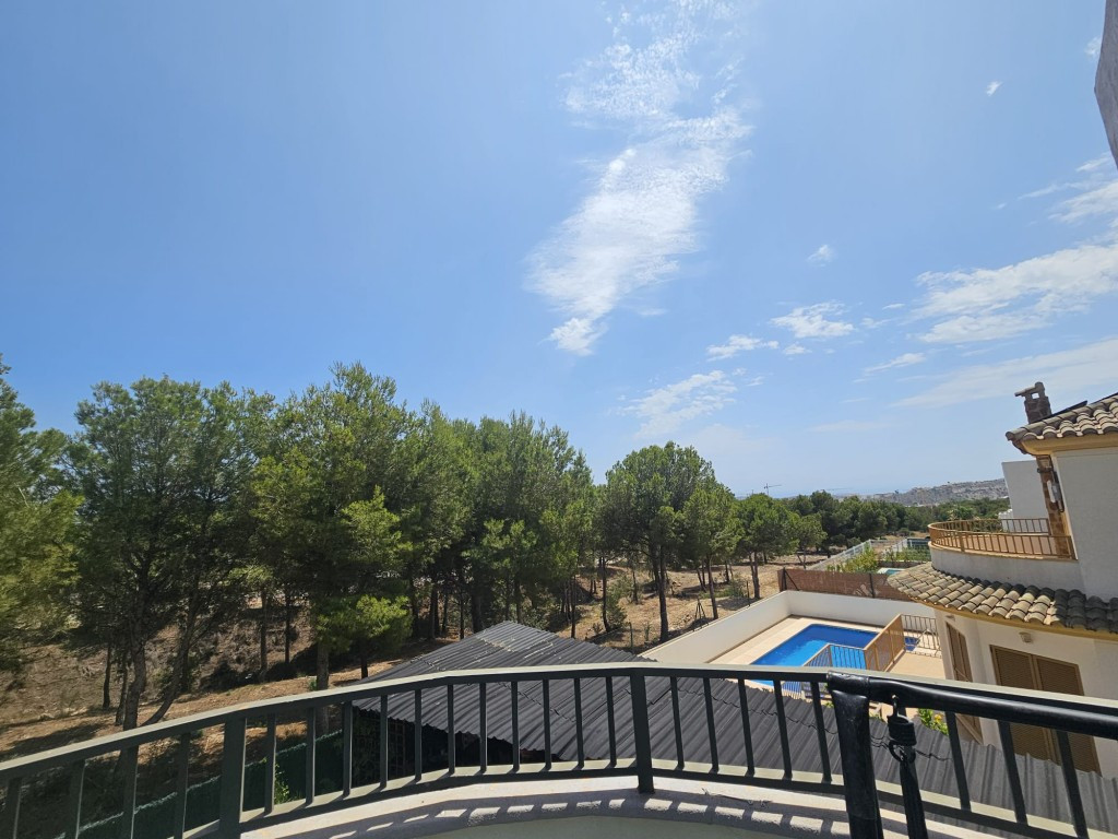 Se vende Villa - Chalet de 3 dormitorios en Costa Blanca, Alicante, España