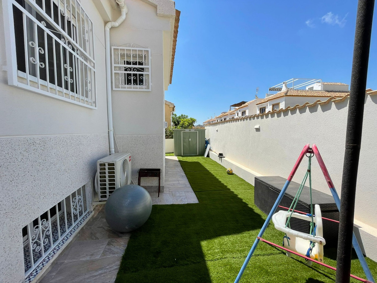 Se vende Bungalow de 3 dormitorios en Costa Blanca, Alicante, España