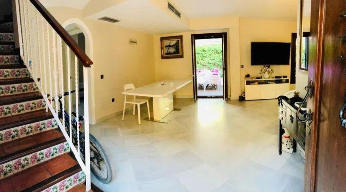 3 Bed Townhouse for sale in Guadalmina Baja Costa Del Sol, Málaga, Spain