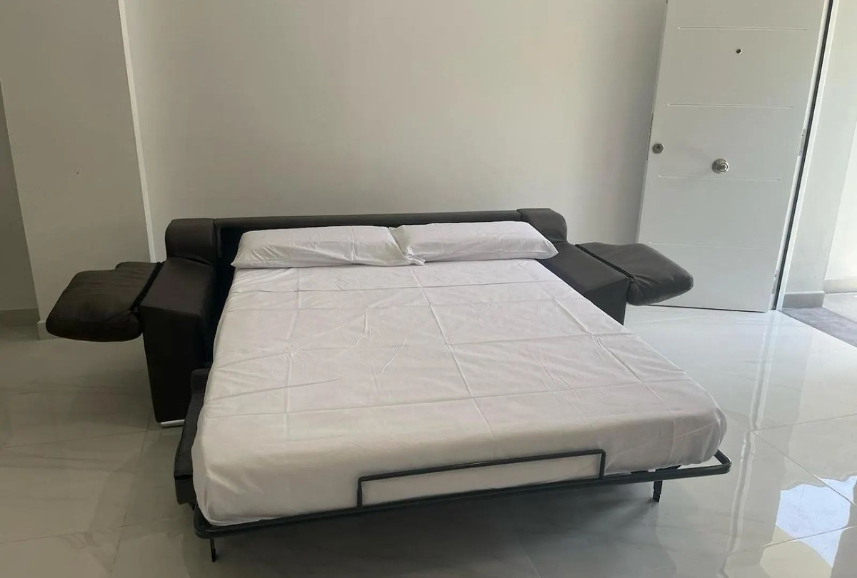 10 Bed Commercial unit for sale in Fuengirola Costa Del Sol, Málaga, Spain