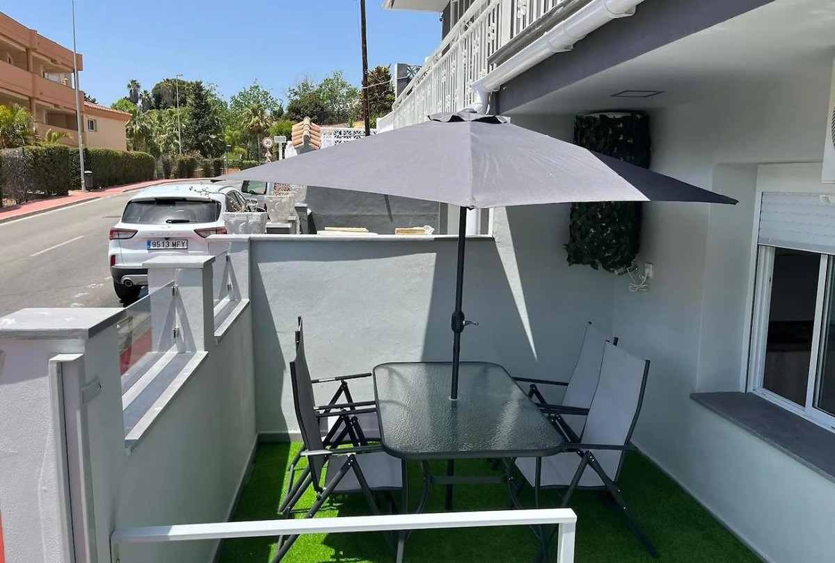 10 Bed Commercial unit for sale in Fuengirola Costa Del Sol, Málaga, Spain