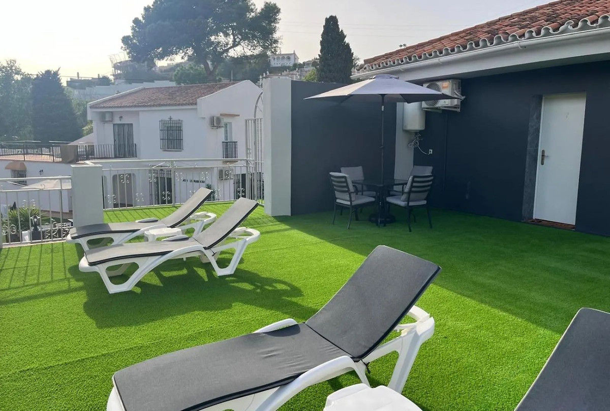 10 Bed Commercial unit for sale in Fuengirola Costa Del Sol, Málaga, Spain