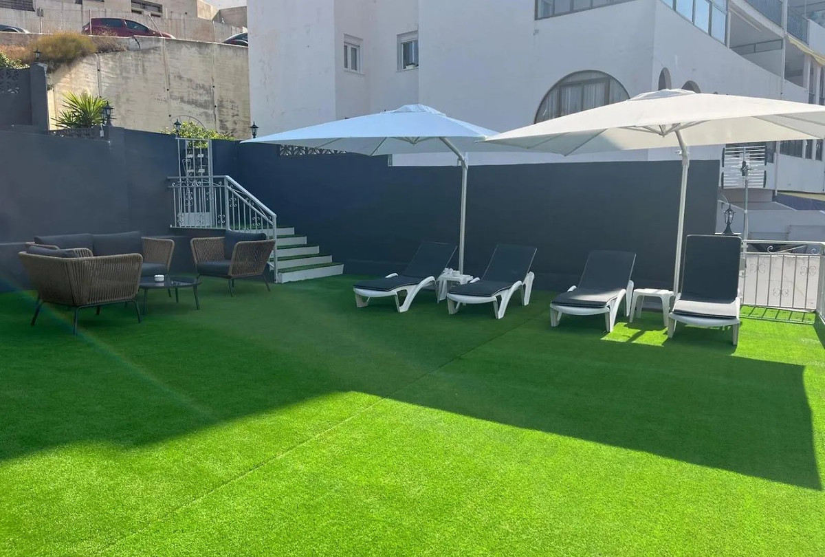 10 Bed Commercial unit for sale in Fuengirola Costa Del Sol, Málaga, Spain