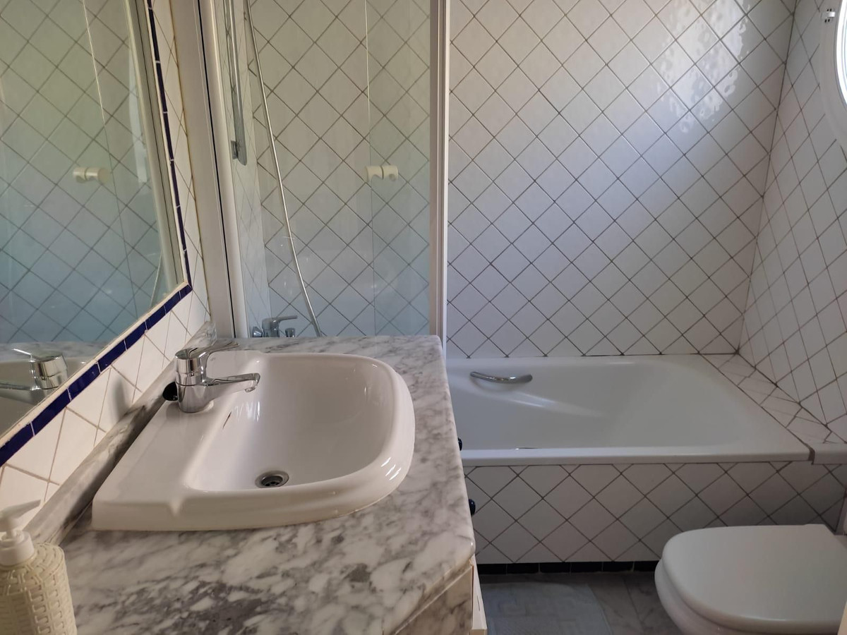 Se vende Adosada de 3 dormitorios en Costa Del Sol, Málaga, España