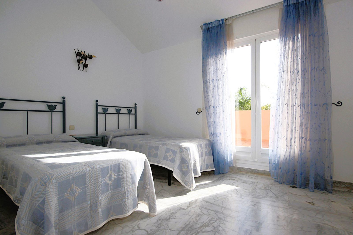 Se vende Adosada de 3 dormitorios en Costa Del Sol, Málaga, España