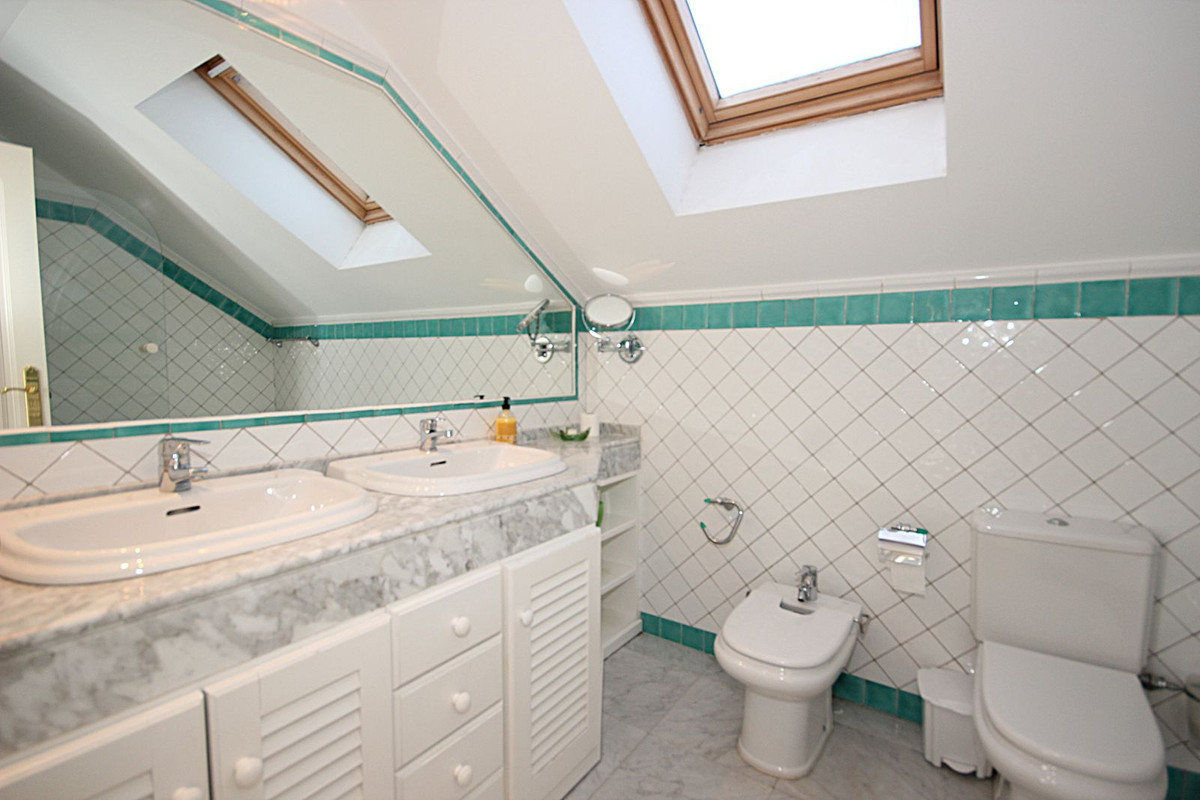 Se vende Adosada de 3 dormitorios en Costa Del Sol, Málaga, España