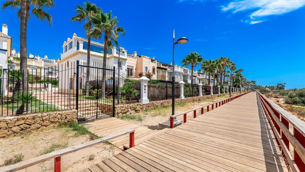 Se vende Adosada de 3 dormitorios en Costa Del Sol, Málaga, España