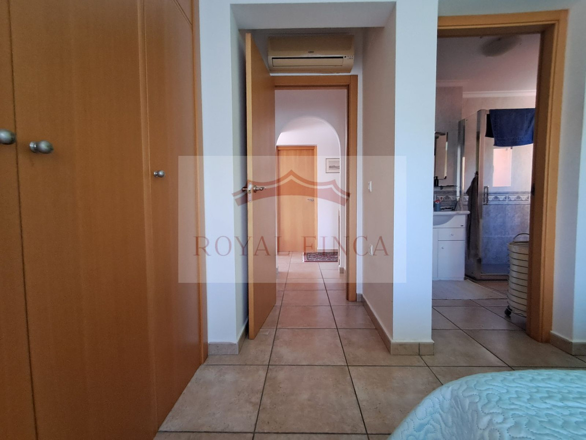 Se vende Villa - Chalet de 4 dormitorios en Costa Blanca, Alicante, España