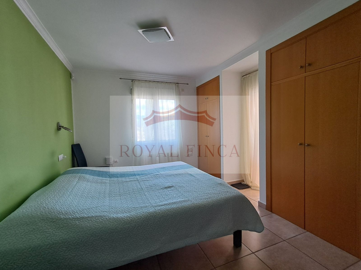 Se vende Villa - Chalet de 4 dormitorios en Costa Blanca, Alicante, España
