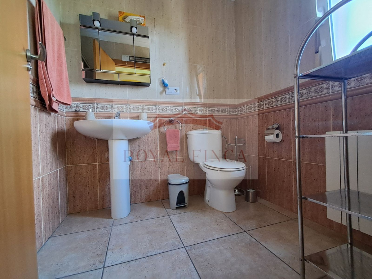 Se vende Villa - Chalet de 4 dormitorios en Costa Blanca, Alicante, España