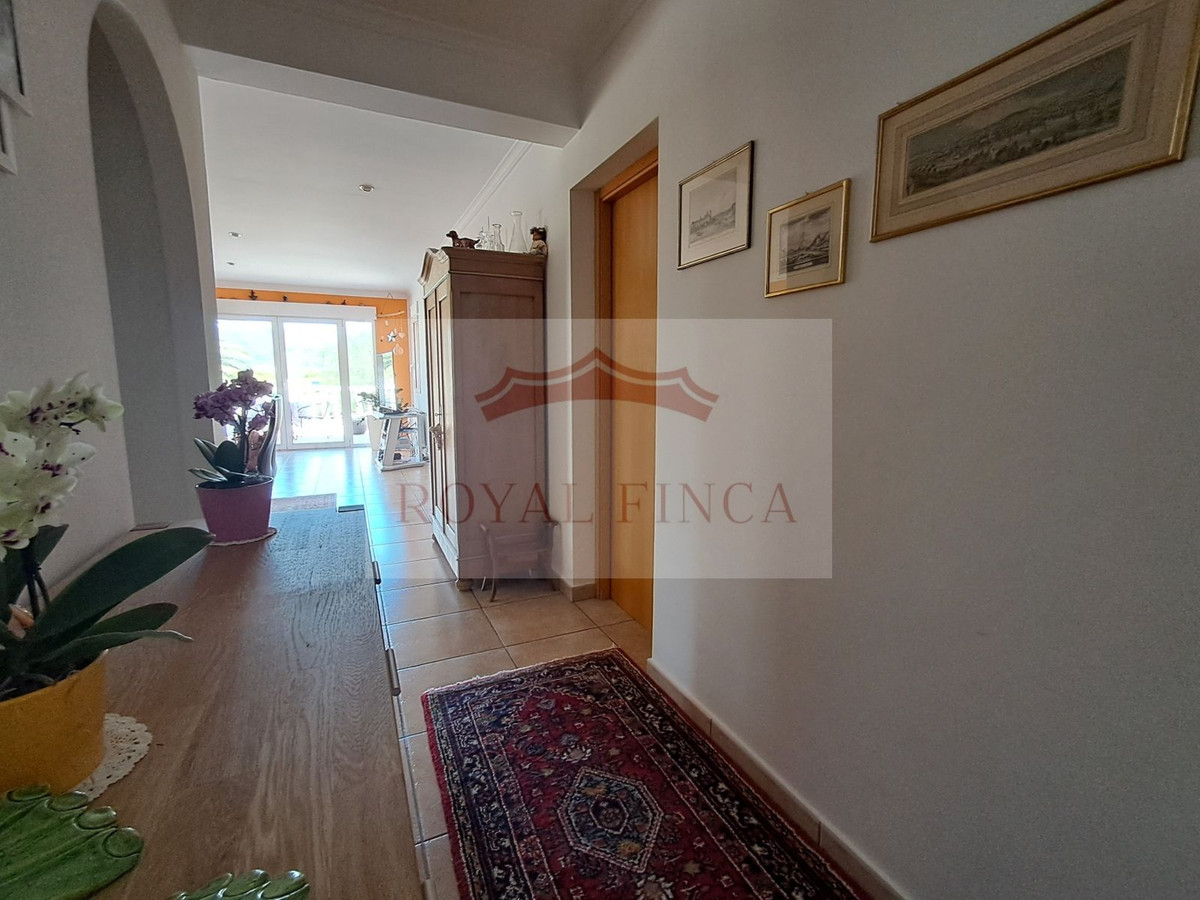 Se vende Villa - Chalet de 4 dormitorios en Costa Blanca, Alicante, España