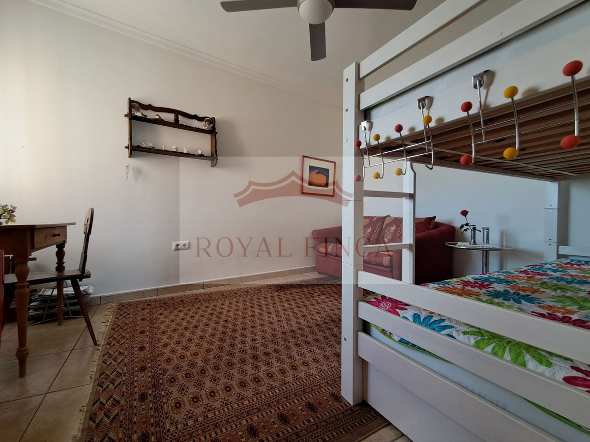 Se vende Villa - Chalet de 4 dormitorios en Costa Blanca, Alicante, España