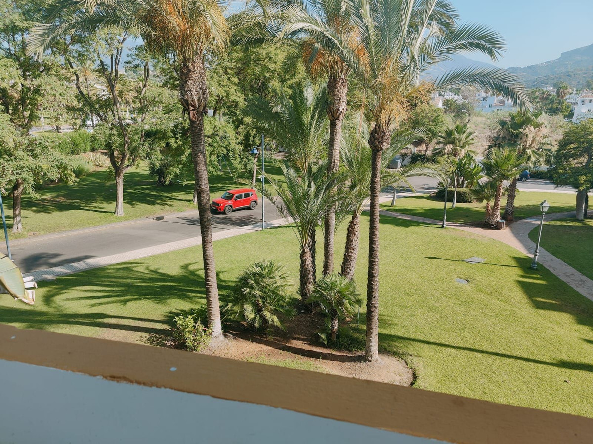 2 Bed Apartment for sale in Marbella Costa Del Sol, Málaga, Spain
