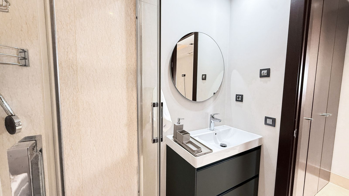 3 Bed Apartment for sale in Benahavís Costa Del Sol, Málaga, Spain