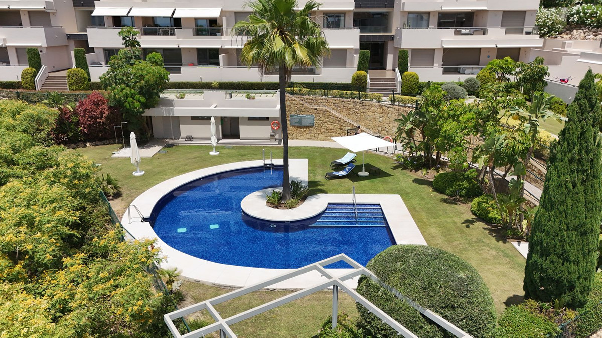 3 Bed Apartment for sale in Benahavís Costa Del Sol, Málaga, Spain
