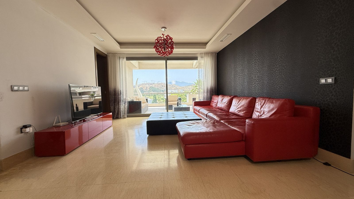 3 Bed Apartment for sale in Benahavís Costa Del Sol, Málaga, Spain