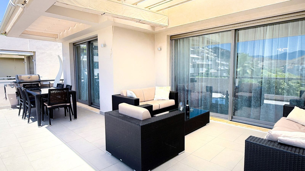 3 Bed Apartment for sale in Benahavís Costa Del Sol, Málaga, Spain