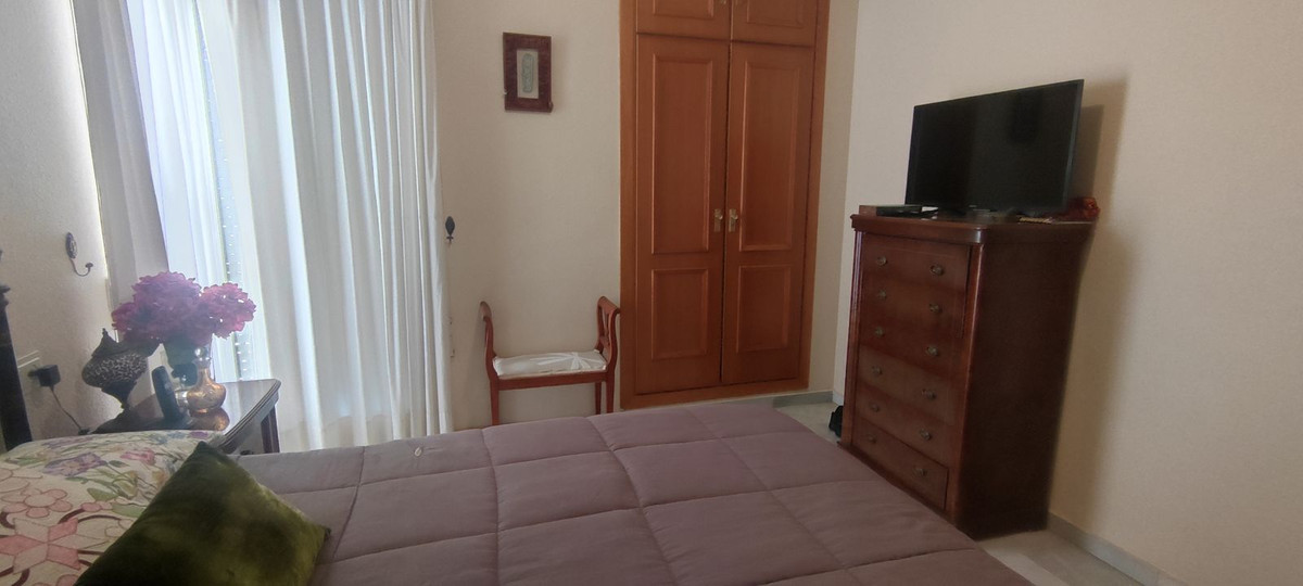 3 Bed Apartment for sale in Limonar Málaga Ciudad, Málaga, Spain