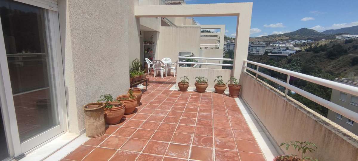 3 Bed Apartment for sale in Limonar Málaga Ciudad, Málaga, Spain