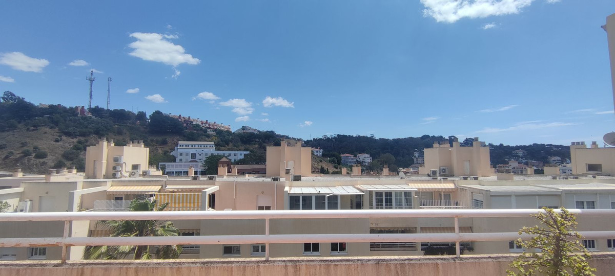 3 Bed Apartment for sale in Limonar Málaga Ciudad, Málaga, Spain