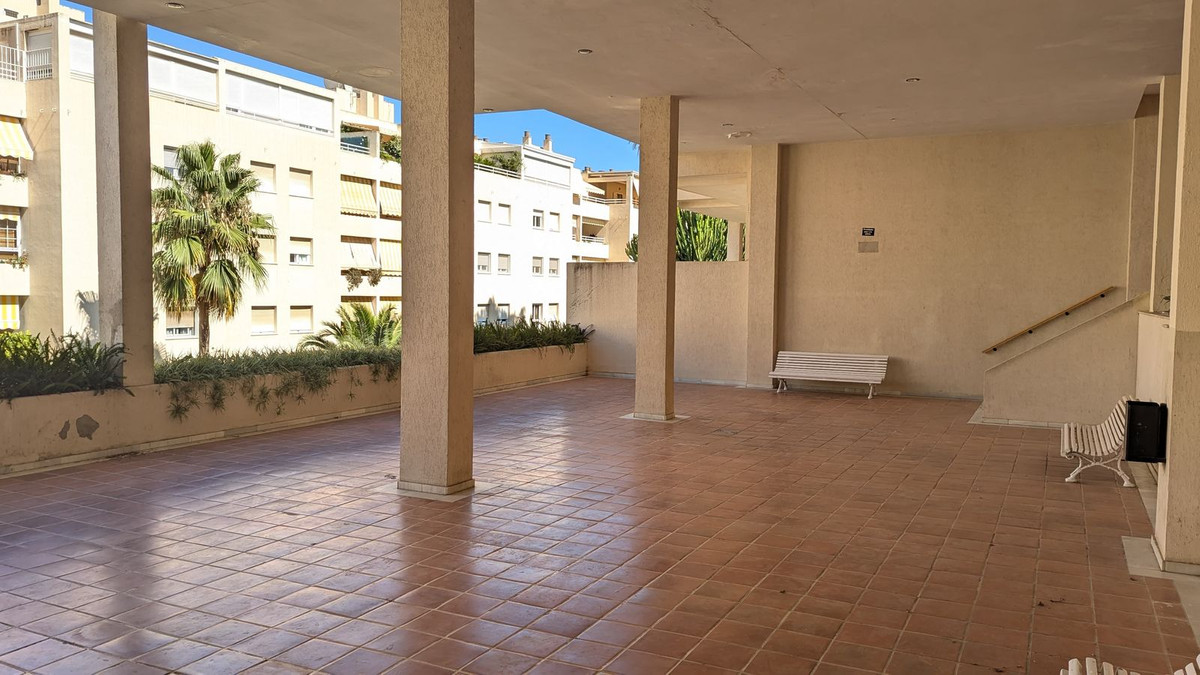 3 Bed Apartment for sale in Limonar Málaga Ciudad, Málaga, Spain