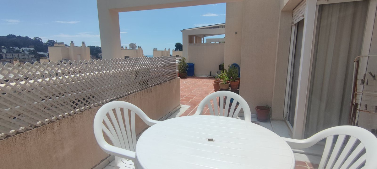 3 Bed Apartment for sale in Limonar Málaga Ciudad, Málaga, Spain