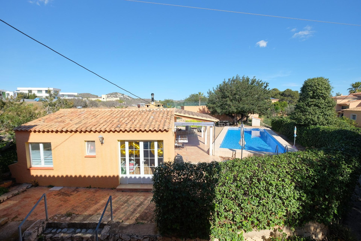 9 Bed Townhouse for sale in Calpe Costa Blanca, Alicante, Spain
